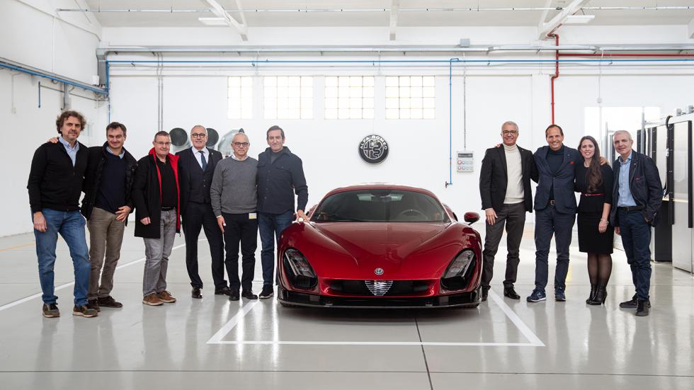 Η πρώτη Alfa Romeo 33 Stradale είναι έτοιμη για παράδοση 